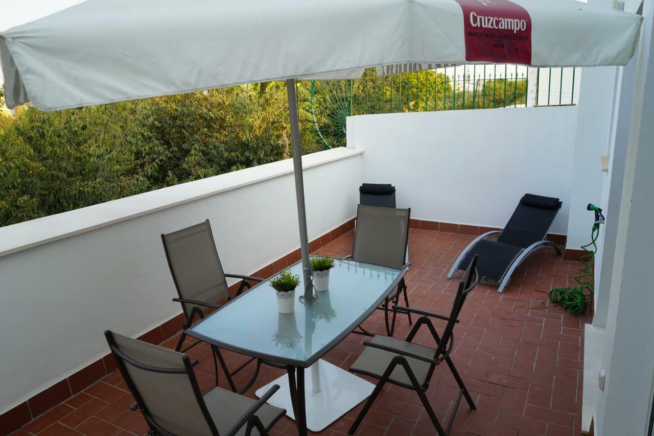 Atico Con Terraza En Alameda De Hercules Seville Exterior photo